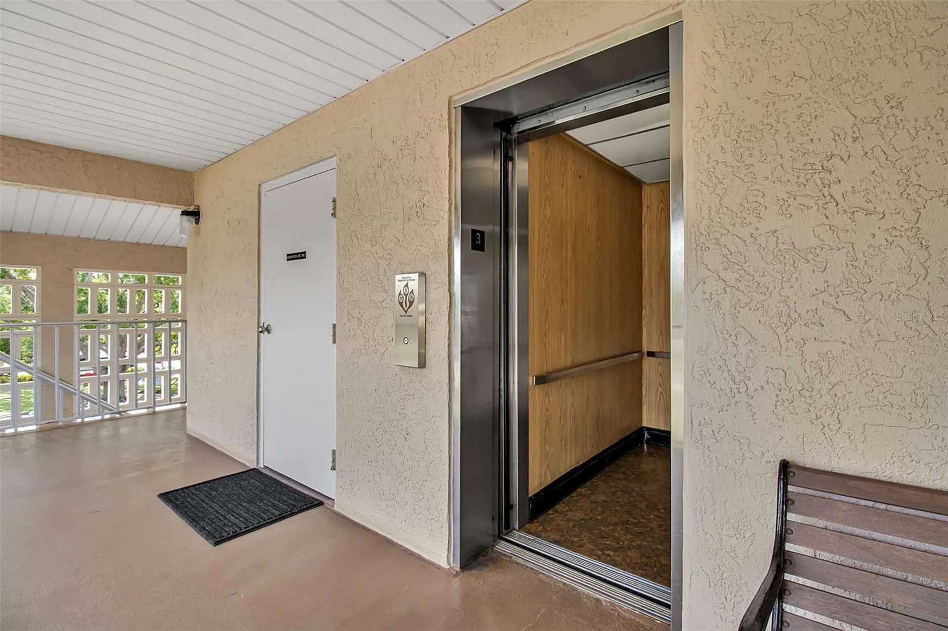 3987 Maceachen Boulevard Sarasota FL 34233