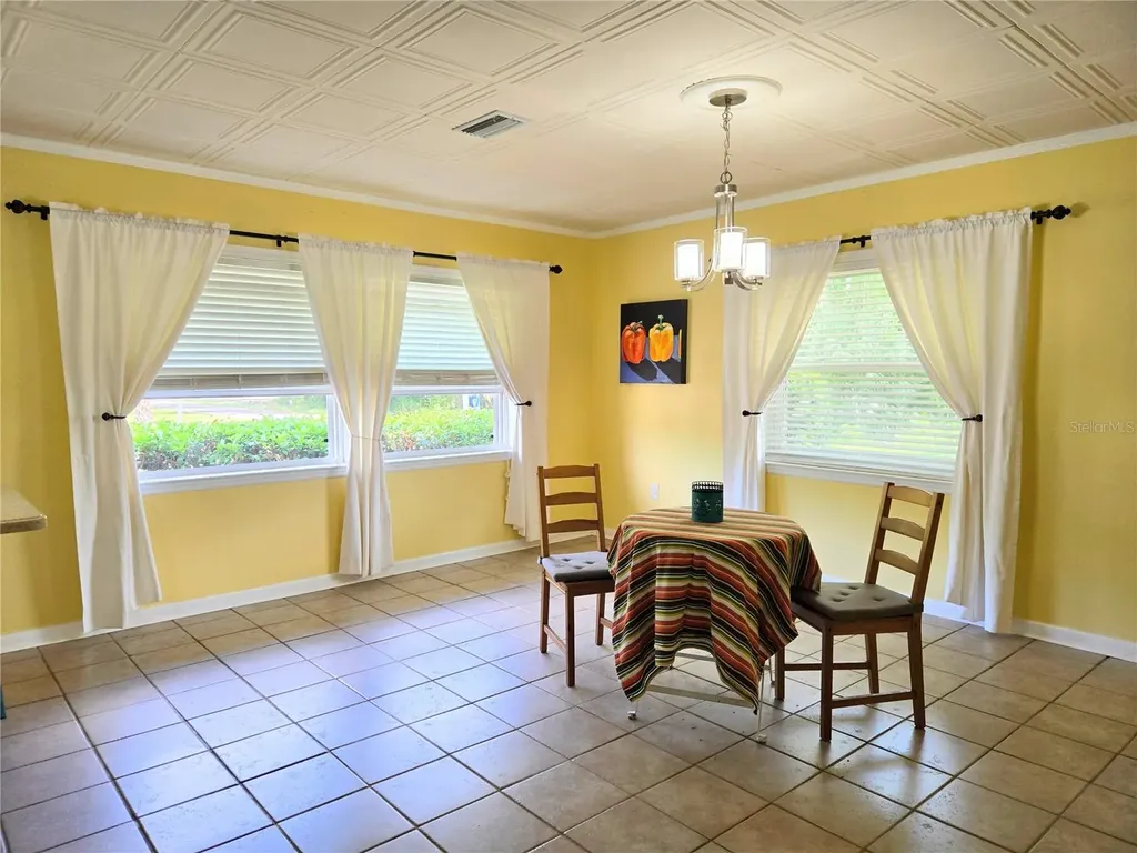 506 E Gottsche Avenue Eustis FL 32726