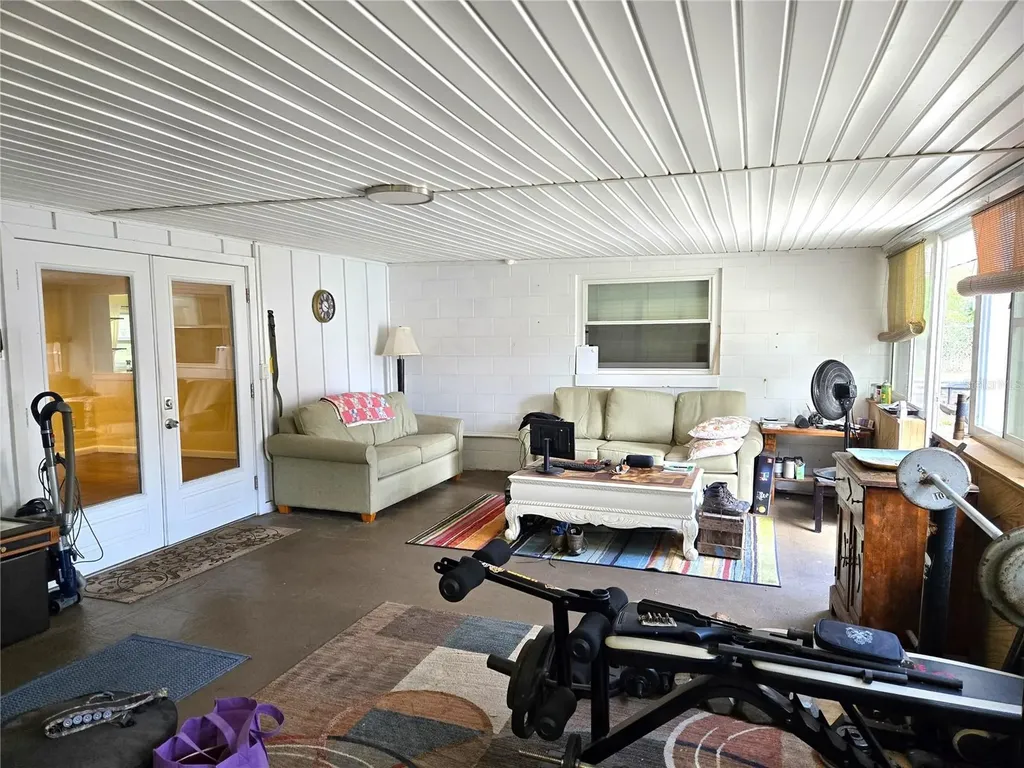 506 E Gottsche Avenue Eustis FL 32726