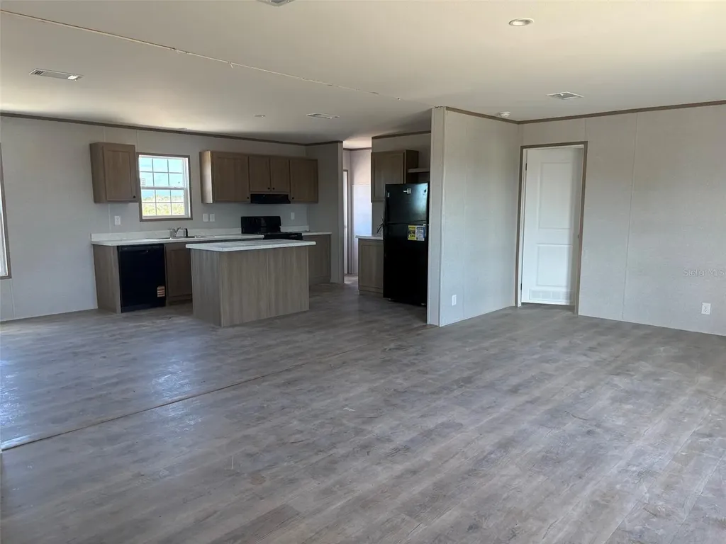 19033 NW 262nd Street Okeechobee FL 34972