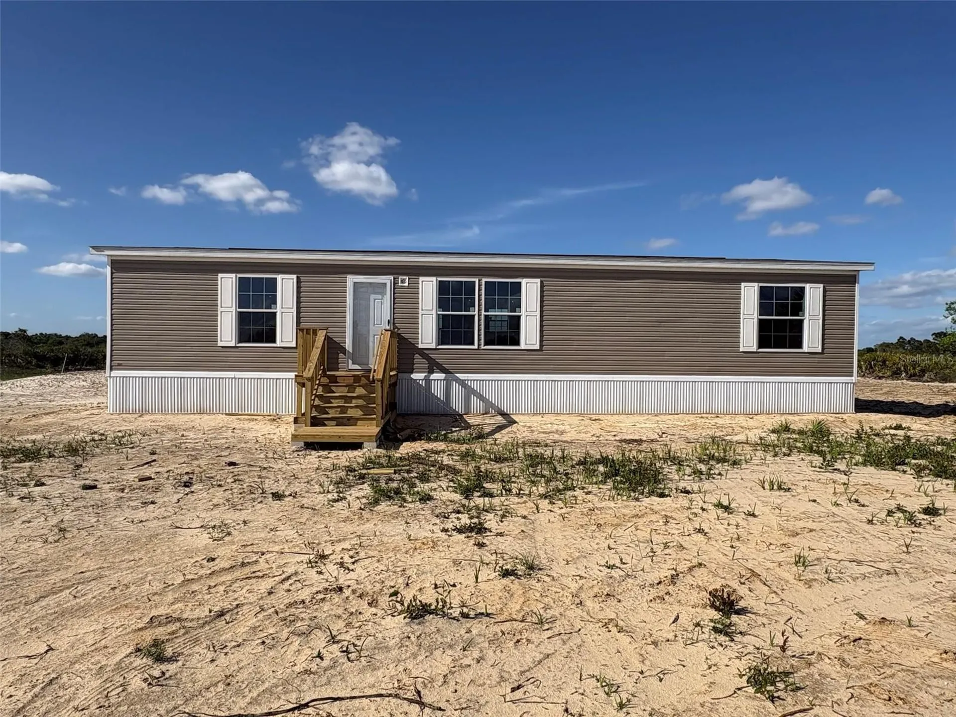 19033 NW 262nd Street Okeechobee FL 34972