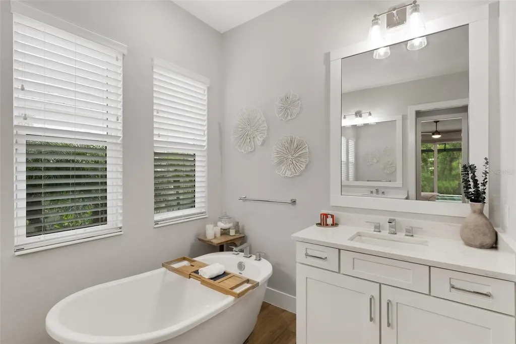 8145 Grande Shores Drive Sarasota FL 34240