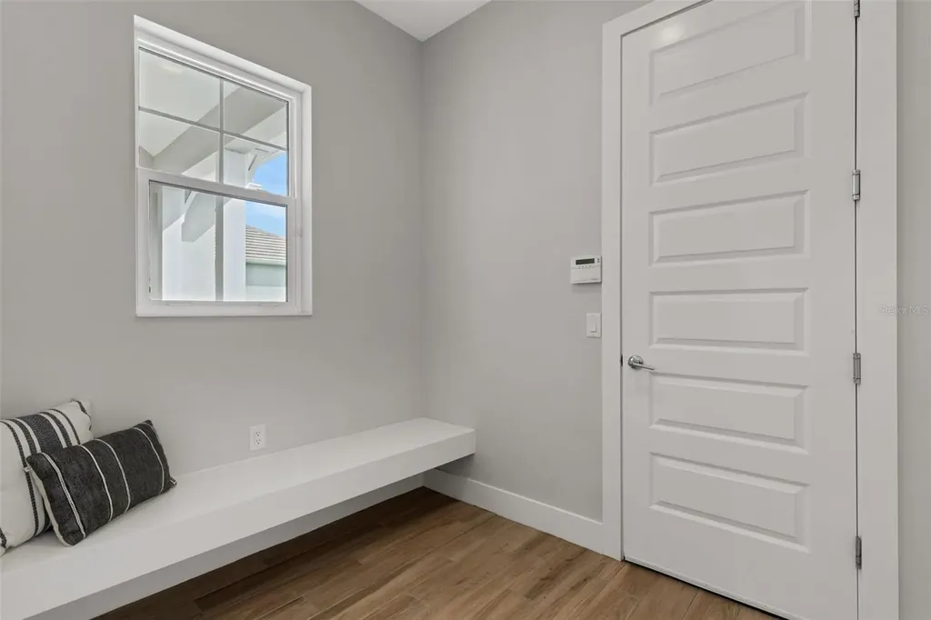8145 Grande Shores Drive Sarasota FL 34240