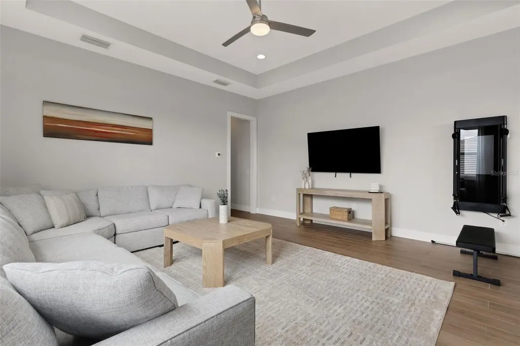 8145 Grande Shores Drive Sarasota FL 34240