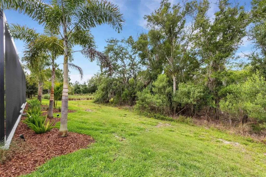 8145 Grande Shores Drive Sarasota FL 34240