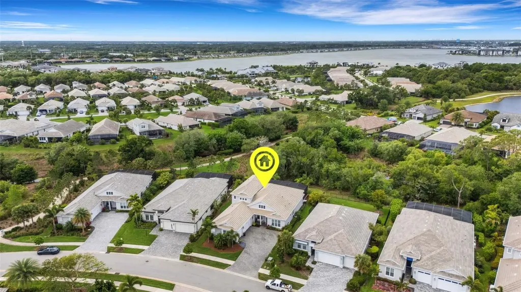 8145 Grande Shores Drive Sarasota FL 34240