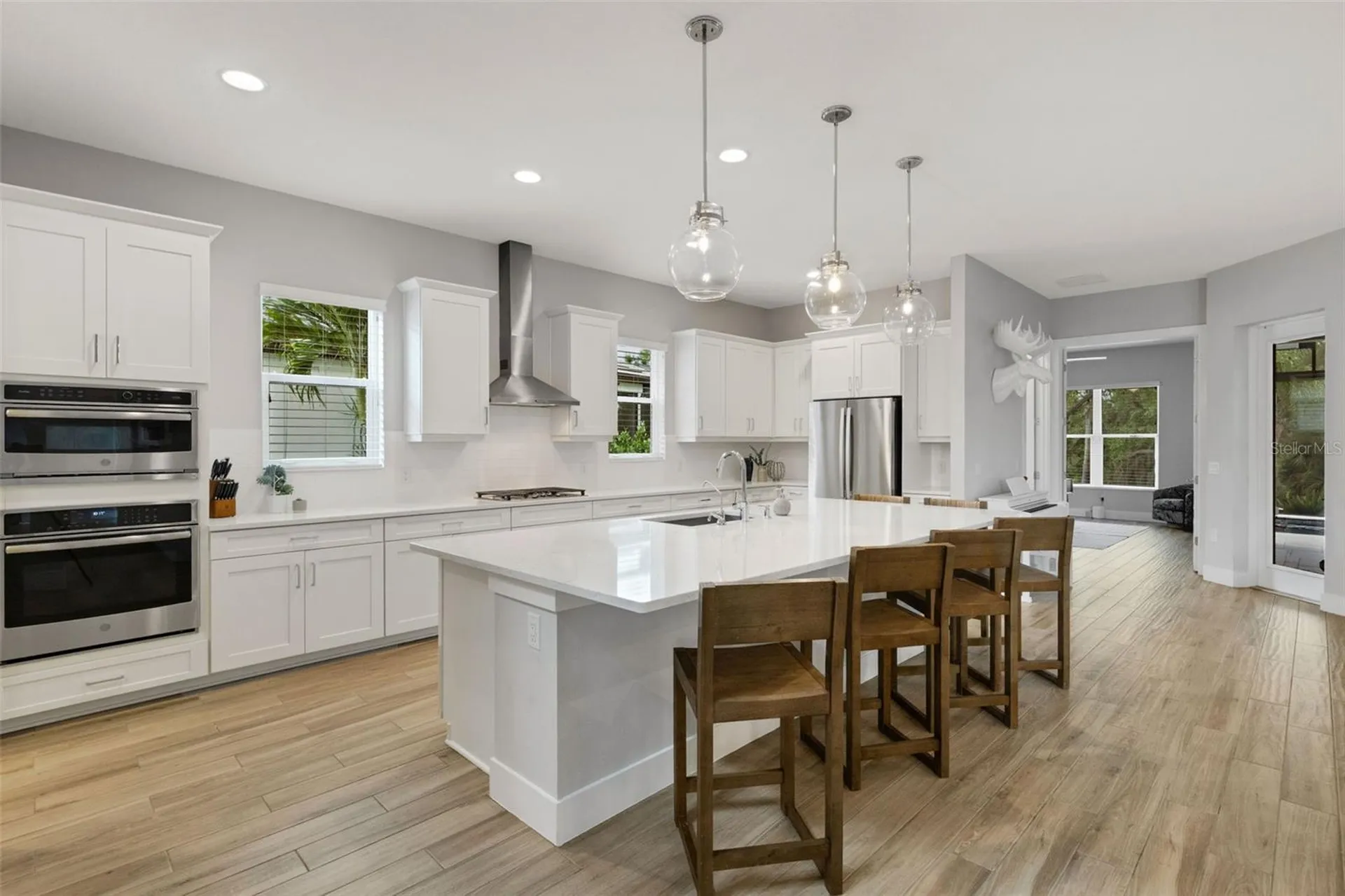 8145 Grande Shores Drive Sarasota FL 34240
