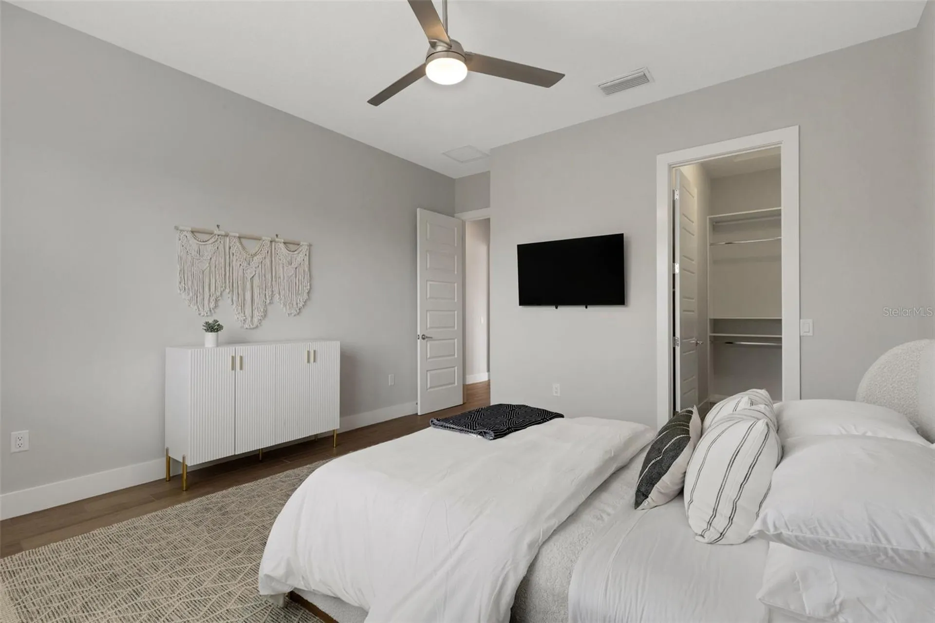 8145 Grande Shores Drive Sarasota FL 34240
