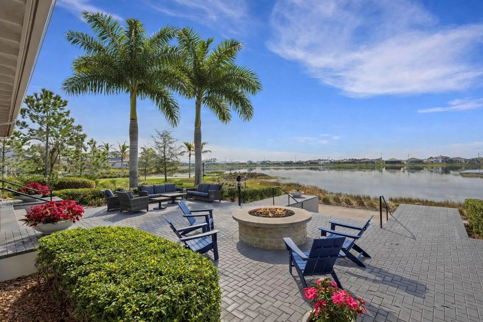 8145 Grande Shores Drive Sarasota FL 34240