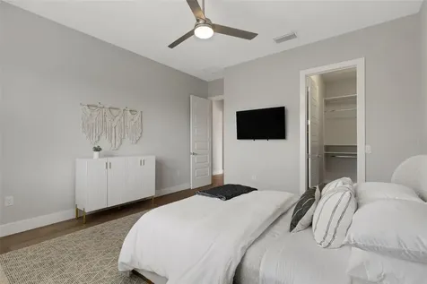 8145 Grande Shores Drive Sarasota FL 34240