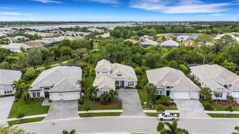 8145 Grande Shores Drive Sarasota FL 34240