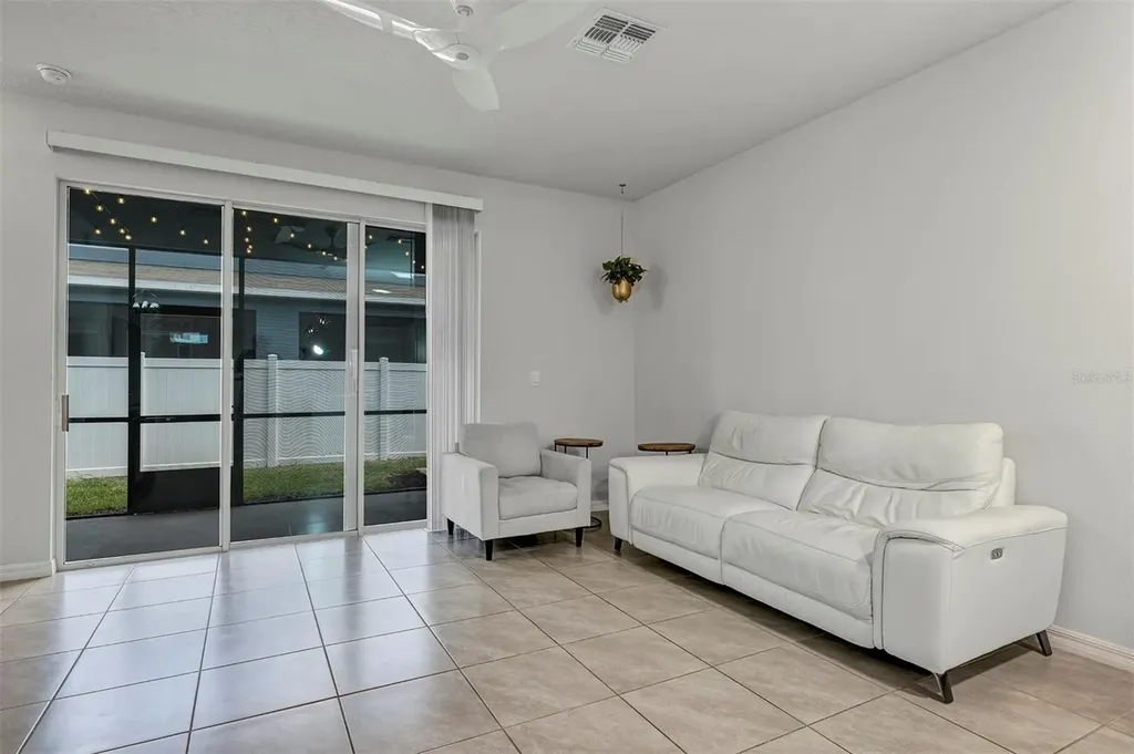 4015 Blue Banks Lane Bradenton FL 34208