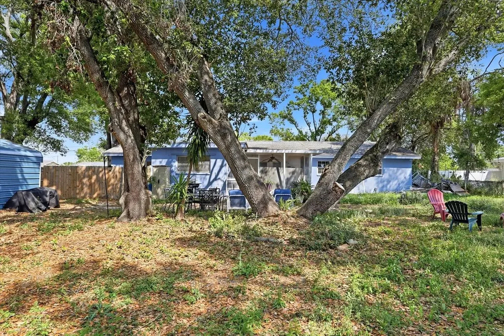 1009 S 70th Street Tampa FL 33619