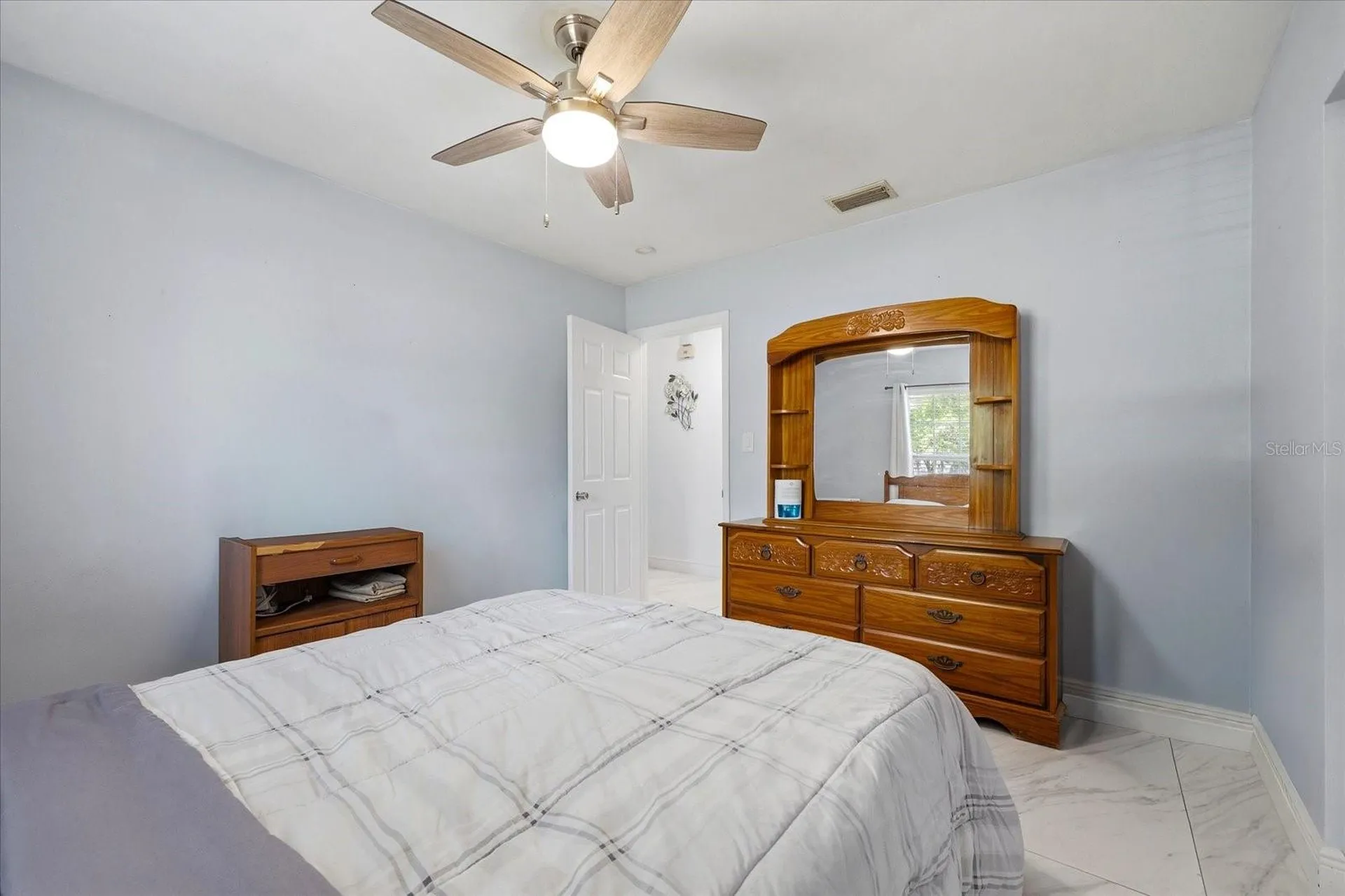 1009 S 70th Street Tampa FL 33619