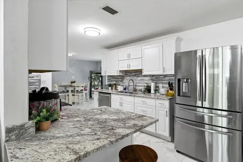 1009 S 70th Street Tampa FL 33619