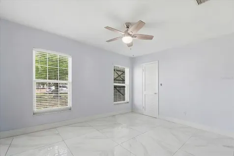 1009 S 70th Street Tampa FL 33619