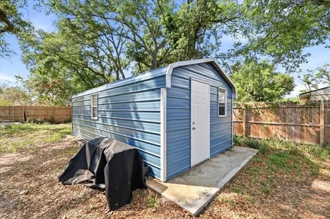 1009 S 70th Street Tampa FL 33619