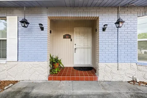 1009 S 70th Street Tampa FL 33619