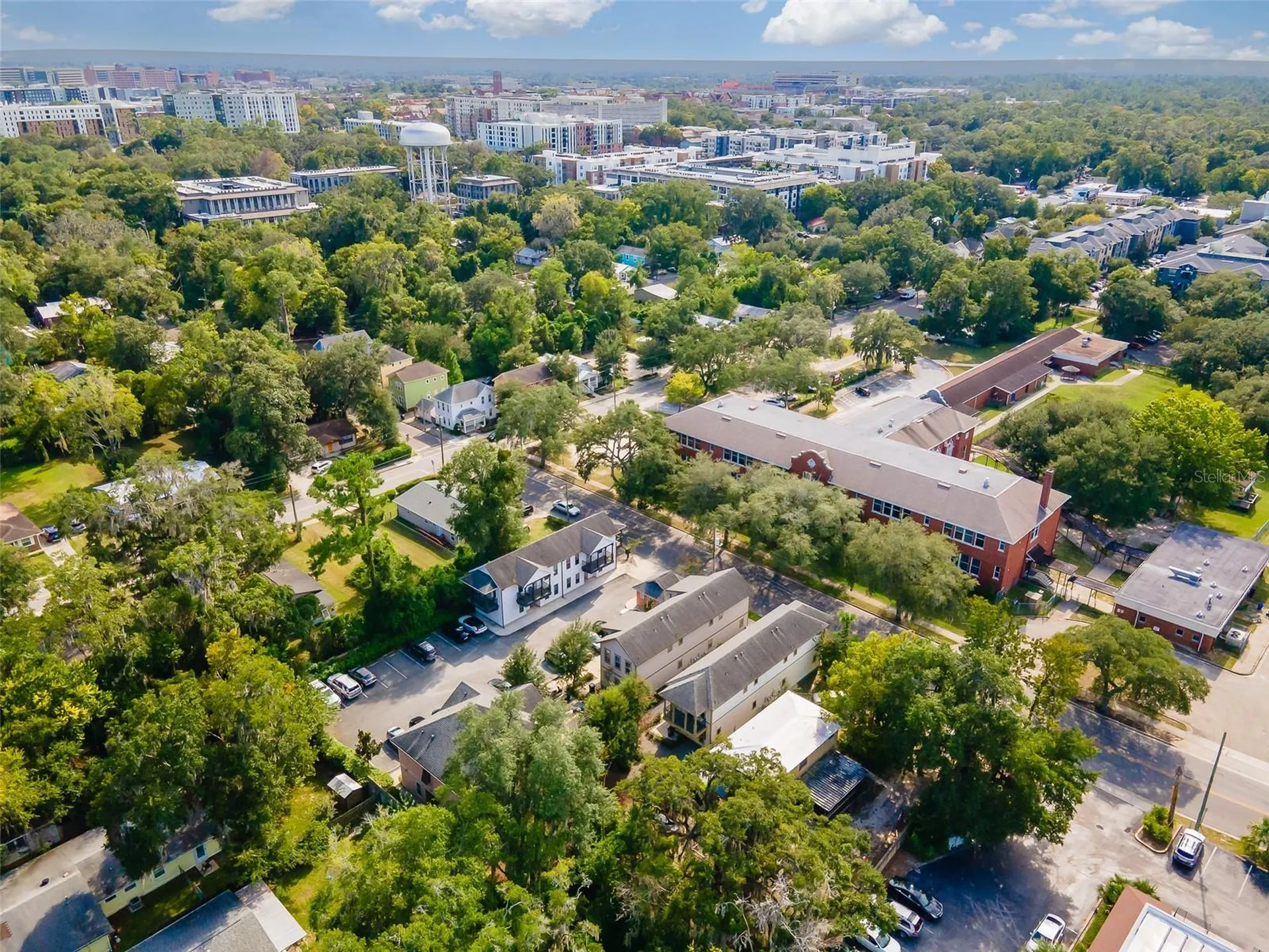 717 NW 10th Street Gainesville FL 32601
