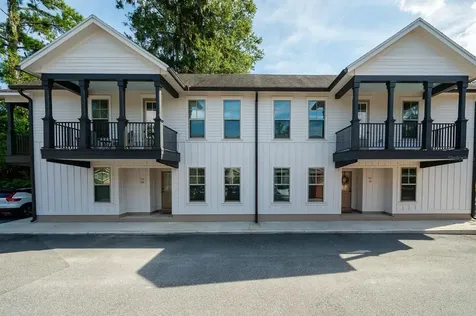 717 NW 10th Street Gainesville FL 32601