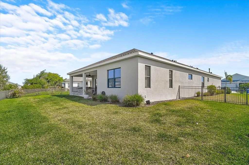 13716 Old Creek Court Parrish FL 34219