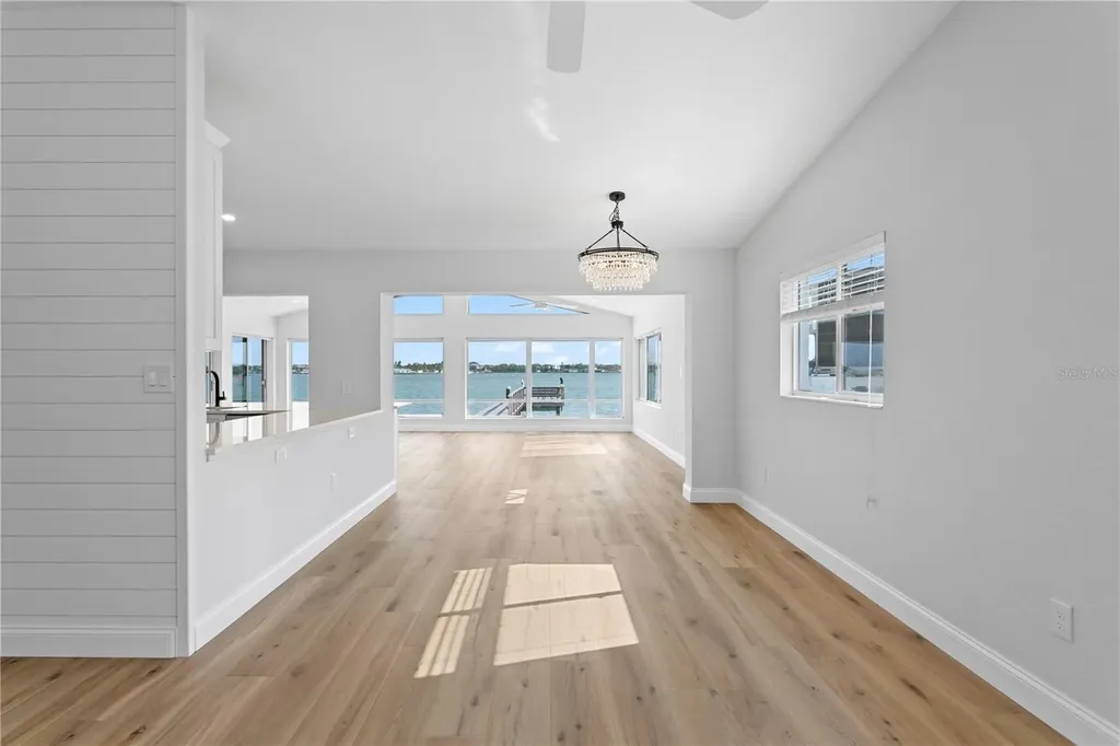 6984 S Shore Drive S St Petersburg FL 33707