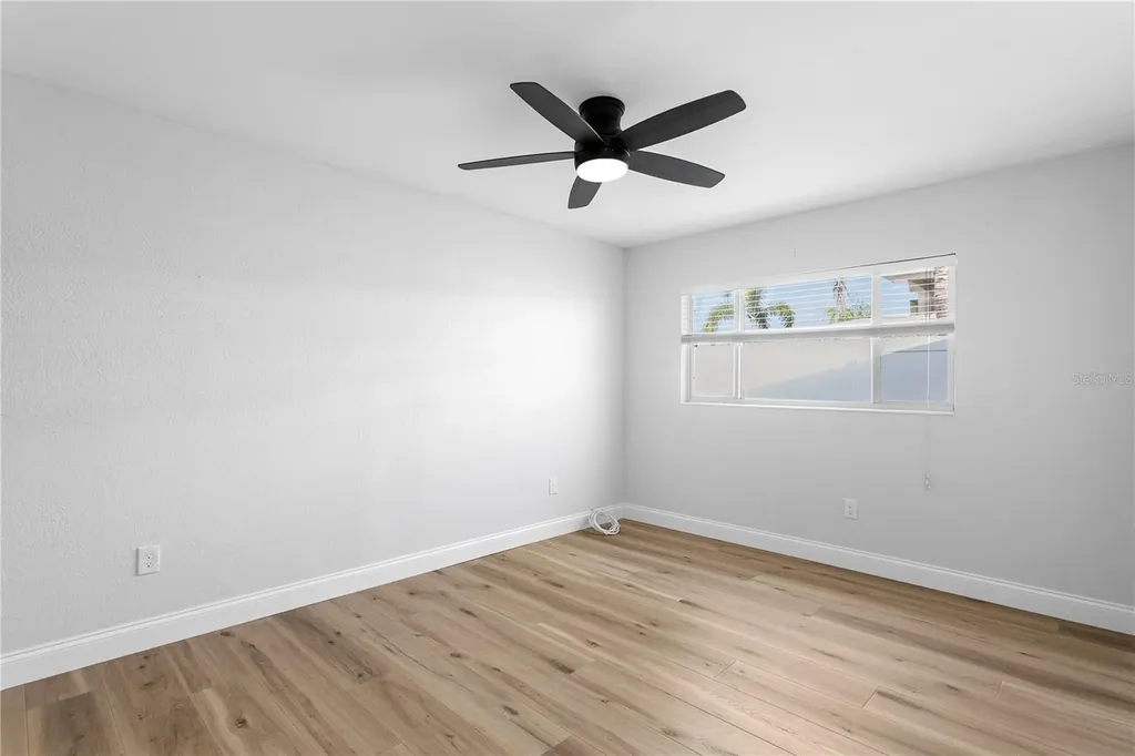 6984 S Shore Drive S St Petersburg FL 33707
