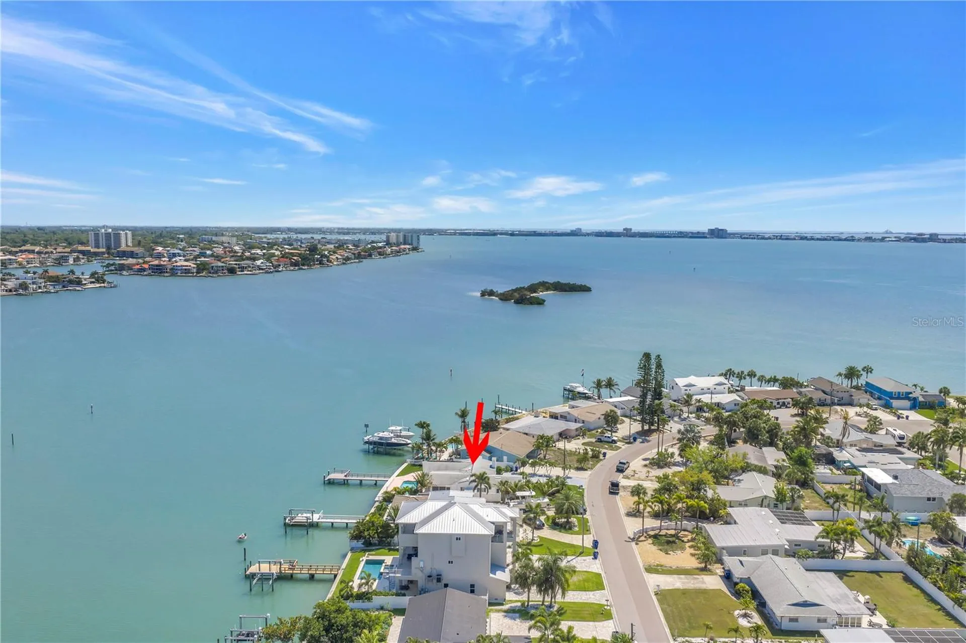 6984 S Shore Drive S St Petersburg FL 33707