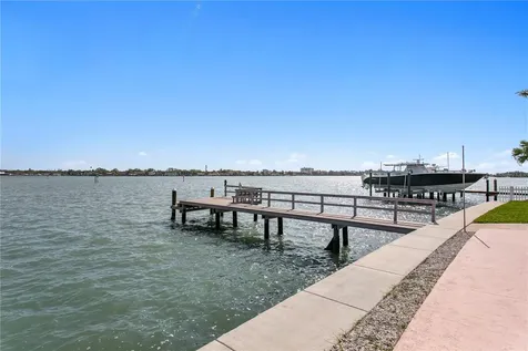 6984 S Shore Drive S St Petersburg FL 33707