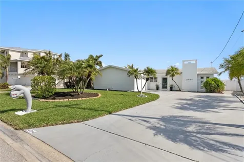 6984 S Shore Drive S St Petersburg FL 33707