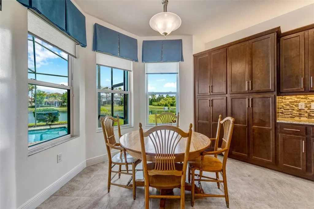 2752 Coco Palm Circle Wesley Chapel FL 33543