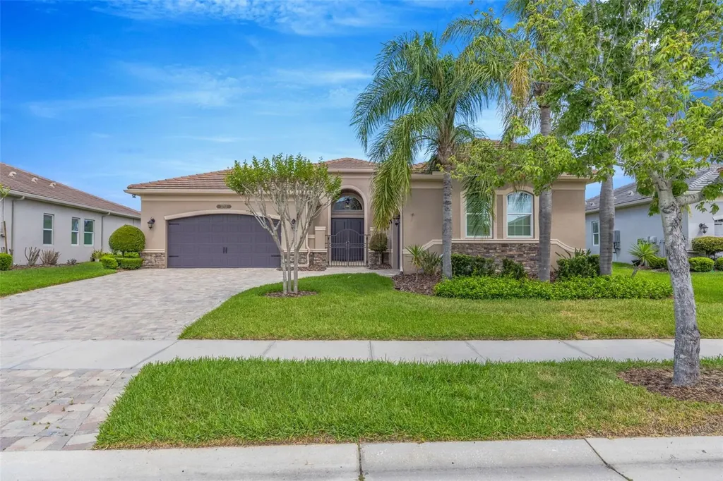 2752 Coco Palm Circle Wesley Chapel FL 33543