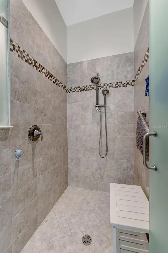 2752 Coco Palm Circle Wesley Chapel FL 33543