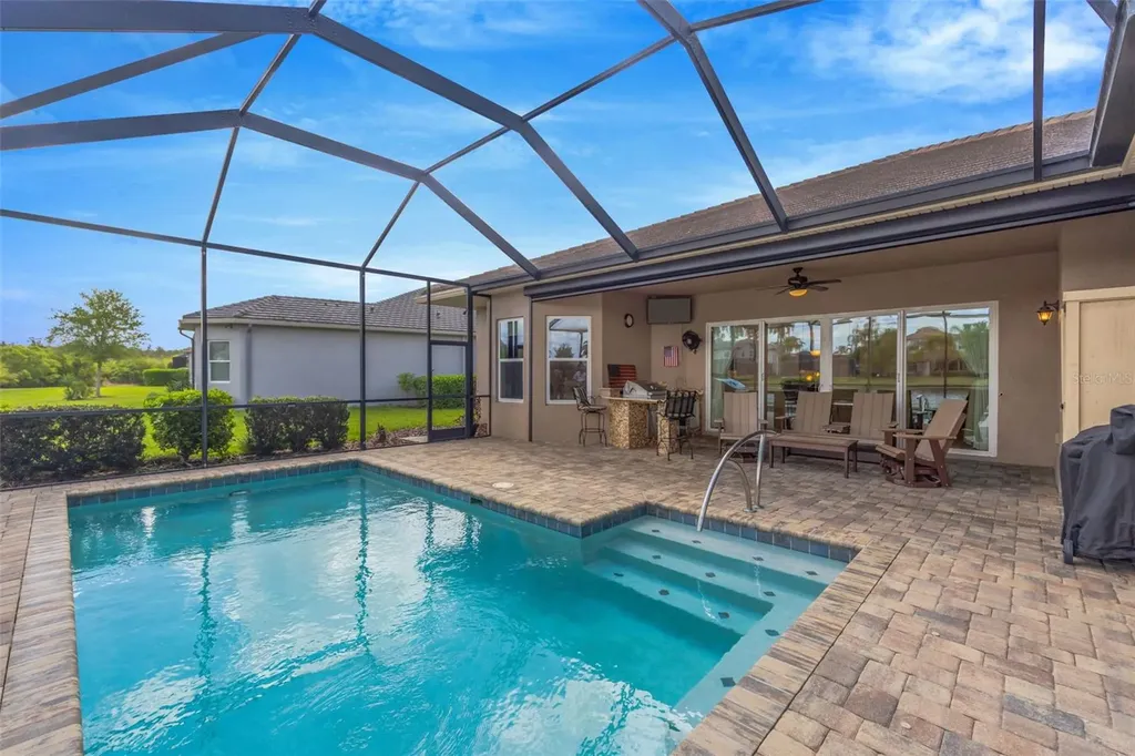 2752 Coco Palm Circle Wesley Chapel FL 33543