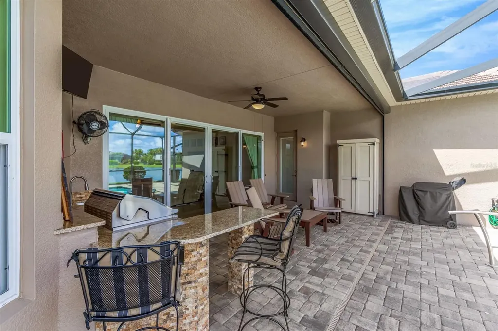 2752 Coco Palm Circle Wesley Chapel FL 33543