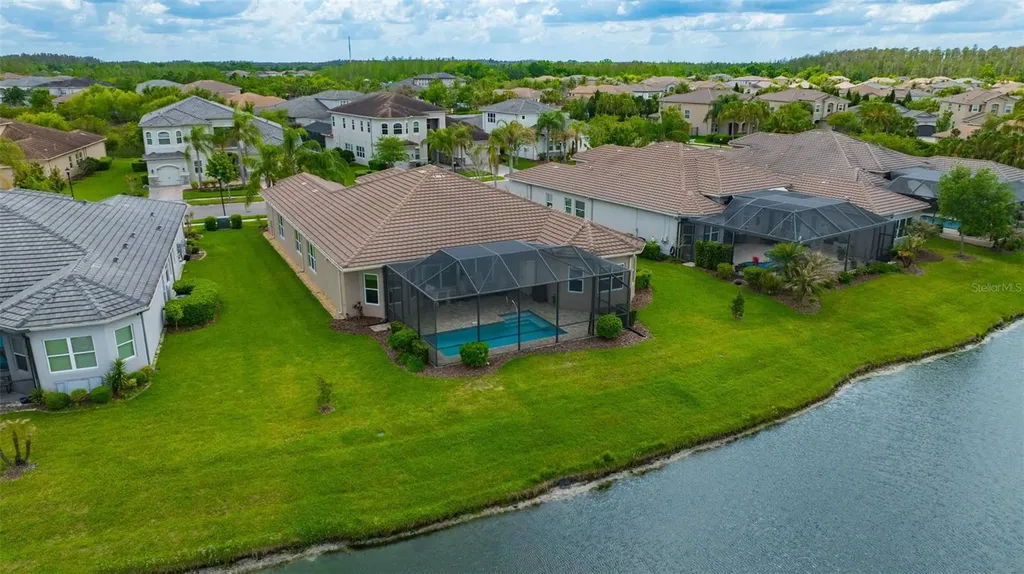2752 Coco Palm Circle Wesley Chapel FL 33543
