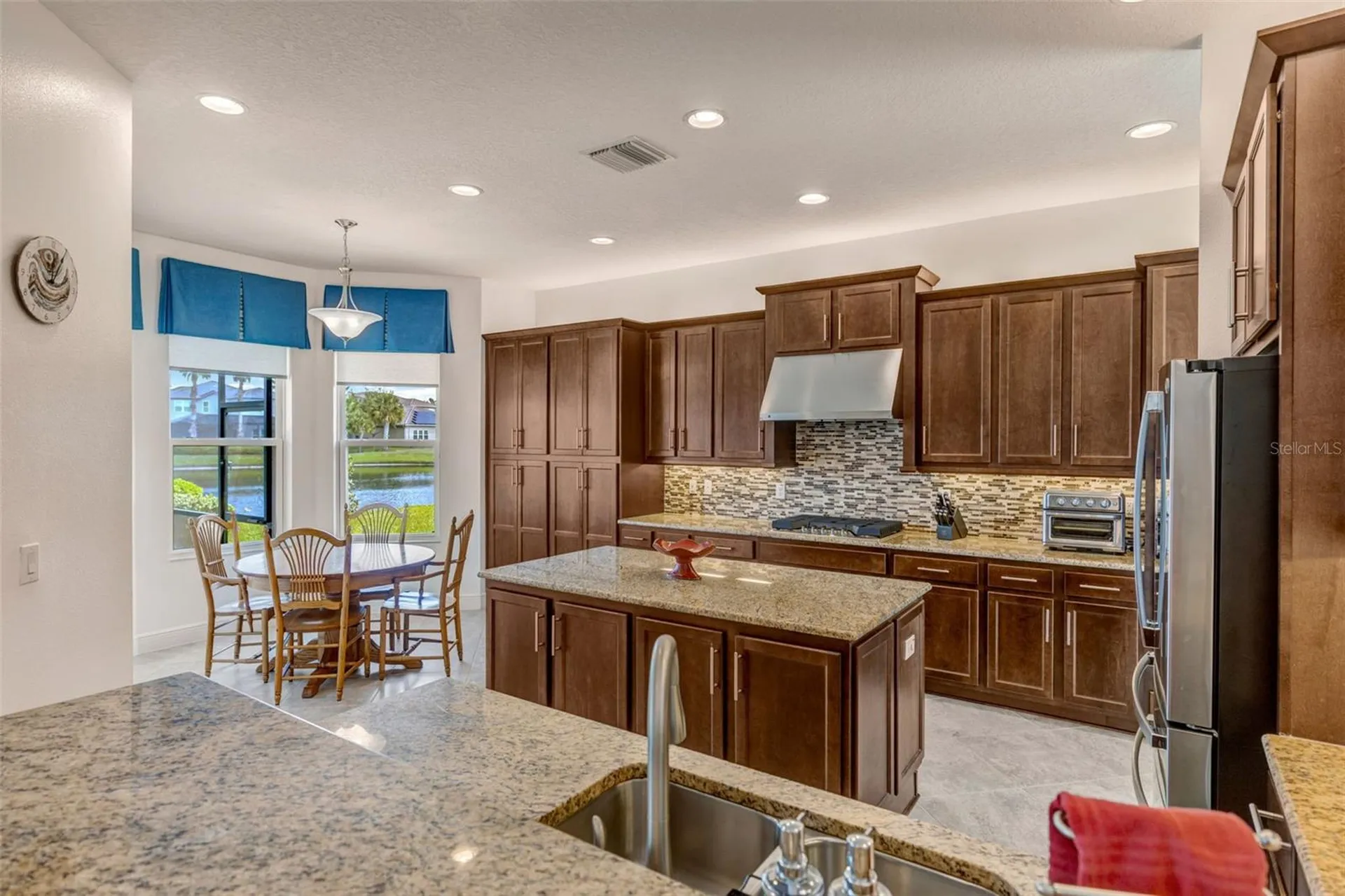 2752 Coco Palm Circle Wesley Chapel FL 33543
