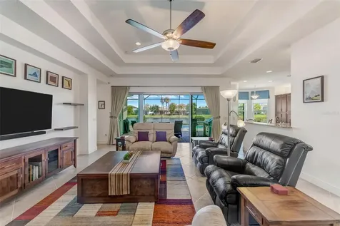 2752 Coco Palm Circle Wesley Chapel FL 33543