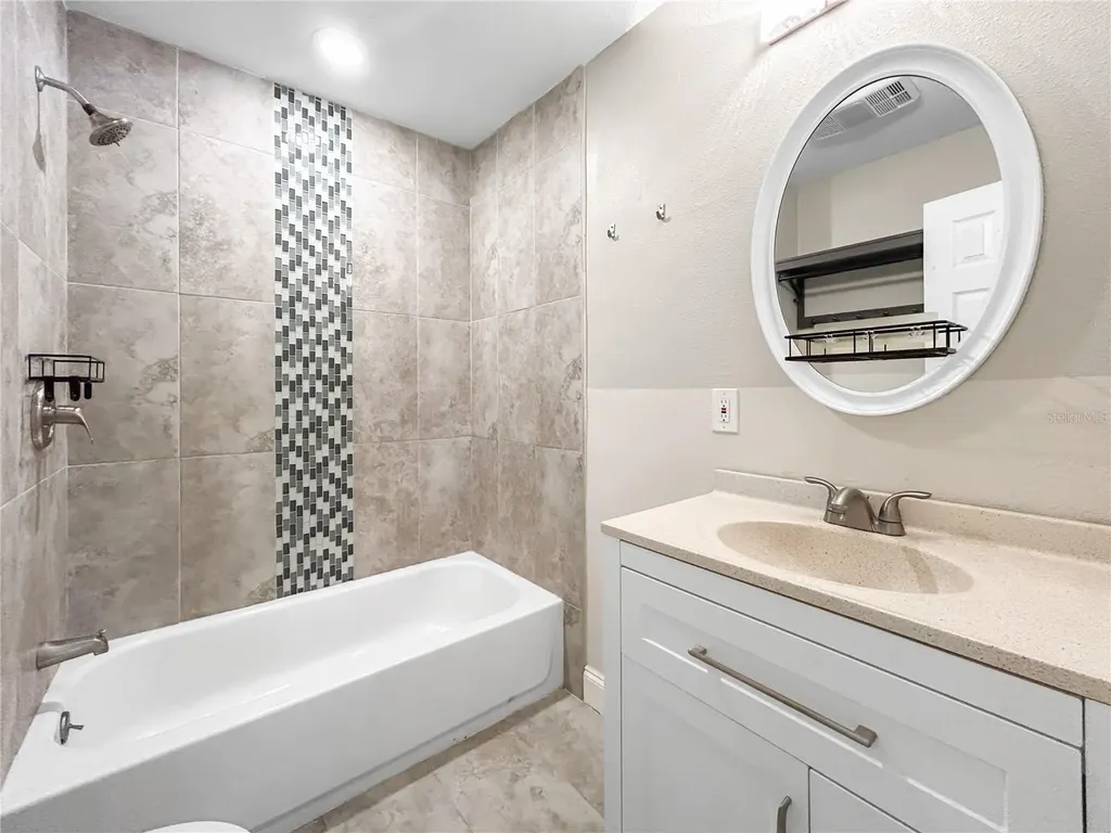 133 NW 18th Street Ruskin FL 33570