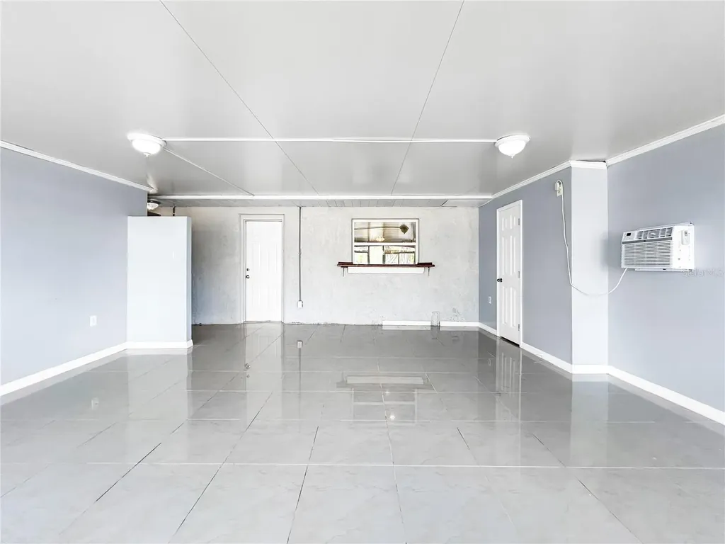 133 NW 18th Street Ruskin FL 33570