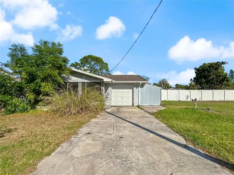 133 NW 18th Street Ruskin FL 33570