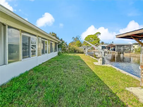 133 NW 18th Street Ruskin FL 33570