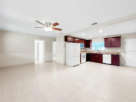 133 NW 18th Street Ruskin FL 33570