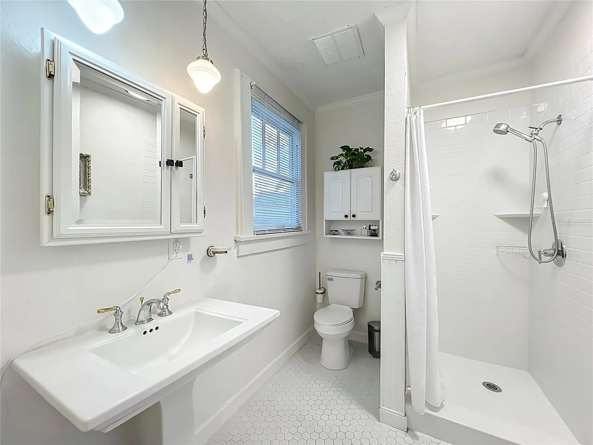 1209 Clouser Avenue Orlando FL 32804
