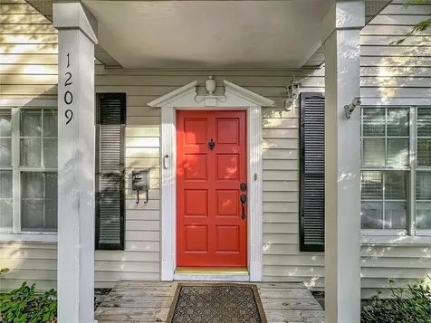 1209 Clouser Avenue Orlando FL 32804