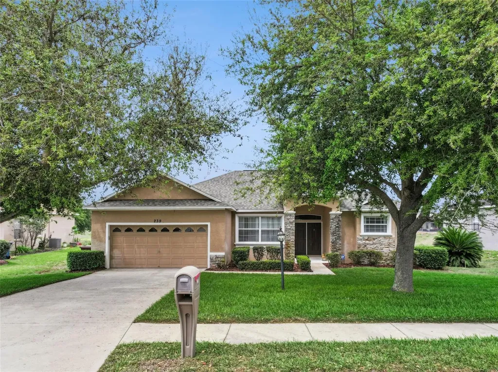 239 Dinner Lake Place Lake Wales FL 33859