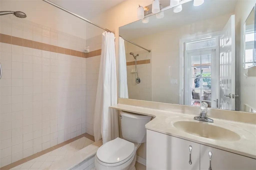 1422 Jumana Loop Apollo Beach FL 33572