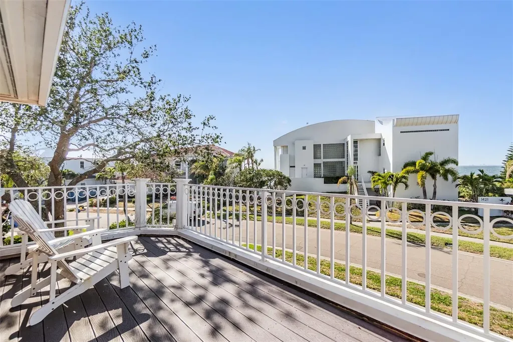 1422 Jumana Loop Apollo Beach FL 33572