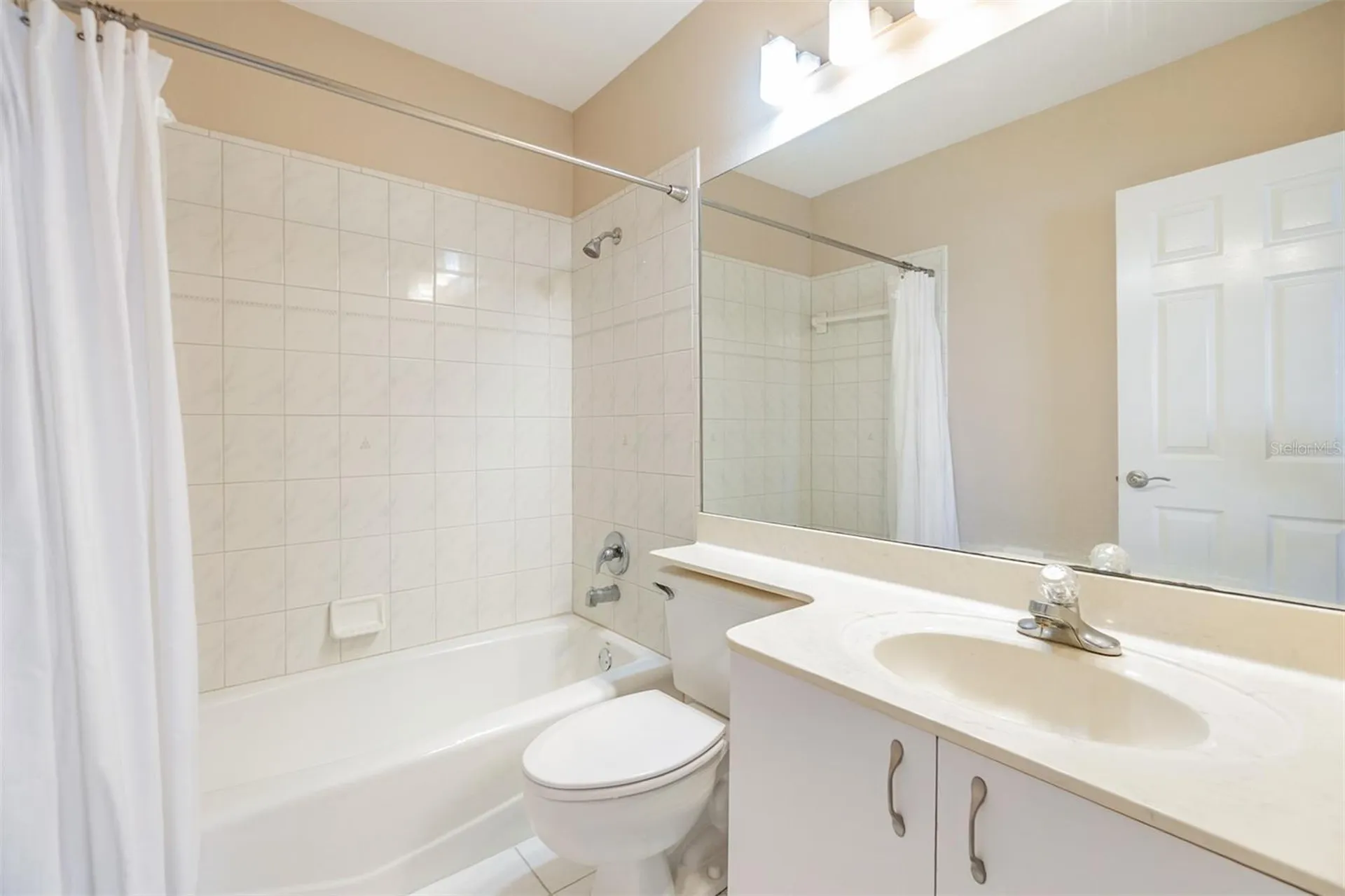 1422 Jumana Loop Apollo Beach FL 33572