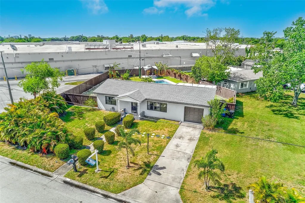 1026 Meadowlawn Drive N St Petersburg FL 33702